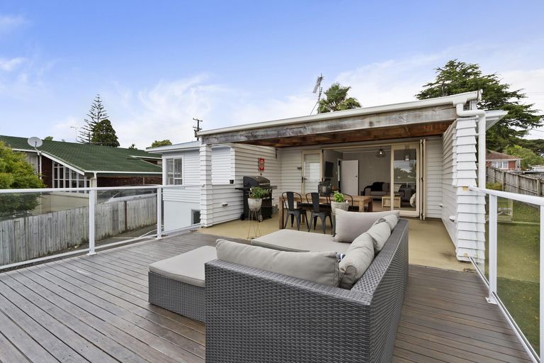 Photo of property in 34 Ranui Avenue, Ranui, Auckland, 0612
