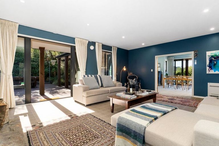 Photo of property in 23a Hyndhope Road, Kennedys Bush, Christchurch, 8025