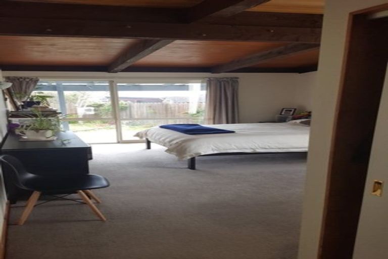 Photo of property in 3 Glamorgan Street, Northland, Wellington, 6012