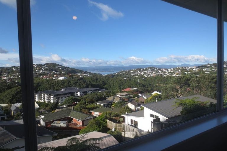 Photo of property in 1 Clementine Way, Crofton Downs, Wellington, 6035