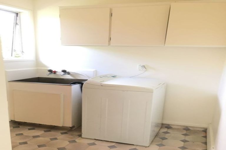 Photo of property in 61 Glenvar Road, Torbay, Auckland, 0630