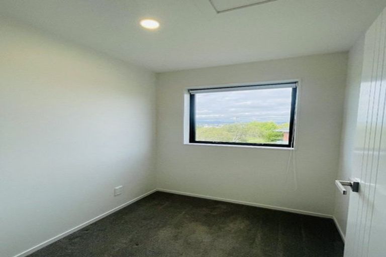 Photo of property in 5/1 Sylvan Crescent, Te Atatu South, Auckland, 0610