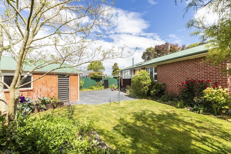 Photo of property in 9 Ardmore Place, Bishopdale, Christchurch, 8053