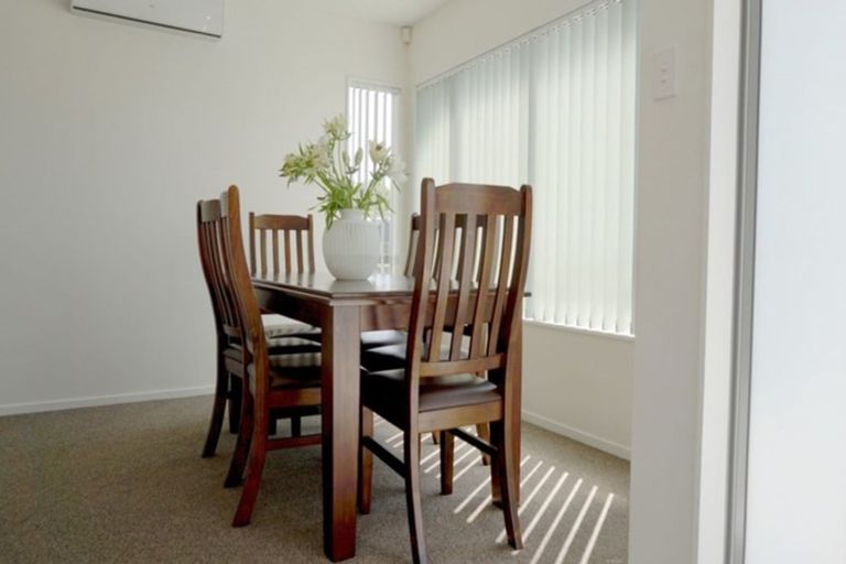 Photo of property in 25 Kotuku Crescent, Takanini, 2112