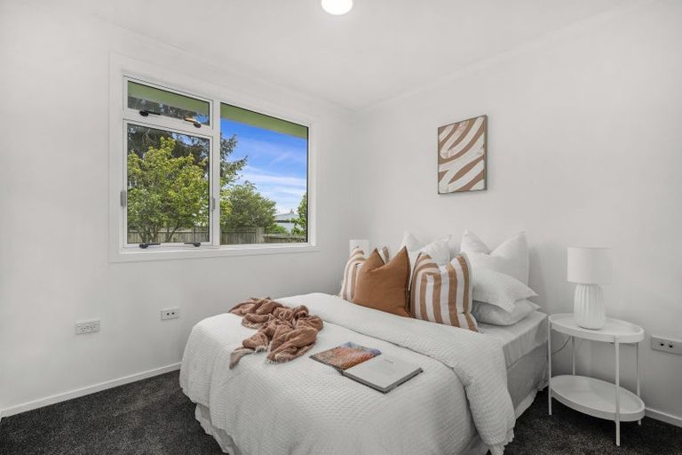 Photo of property in 5 Jarmey Place, Mangakakahi, Rotorua, 3015