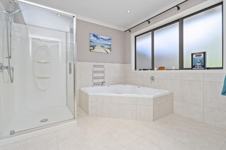 Photo of property in 38a Madison Street, Cambridge, 3434