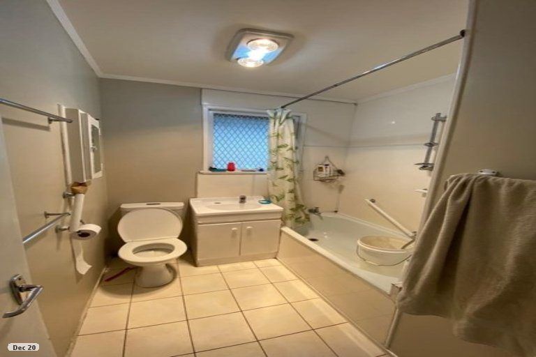 Photo of property in 1/375 Pakuranga Road, Pakuranga Heights, Auckland, 2010