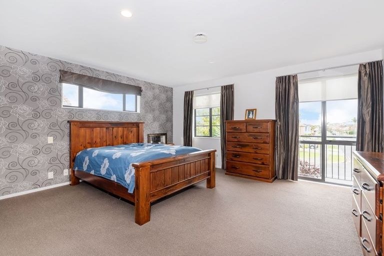 Photo of property in 117 Gracechurch Drive, Flat Bush, Auckland, 2016