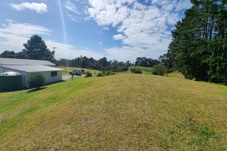 Photo of property in 5705 Pouto Road, Pouto, 0391