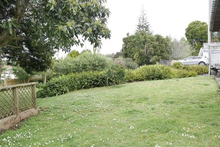 Photo of property in 12 Rugby Place, Te Kamo, Whangarei, 0112