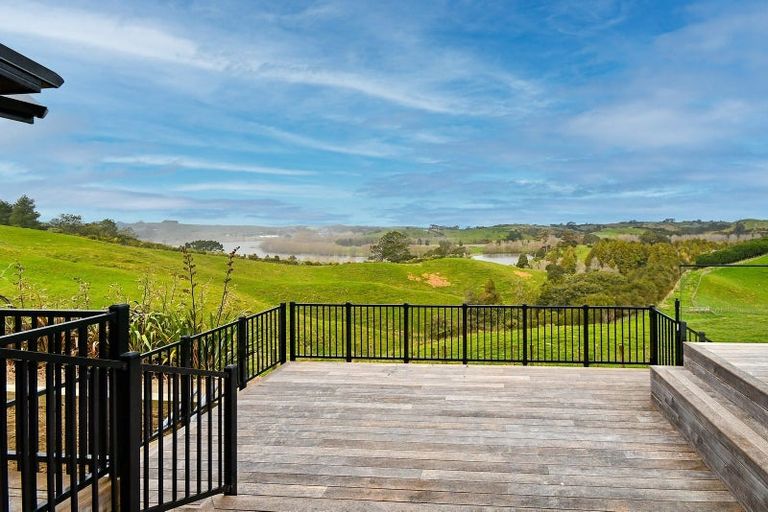 Photo of property in 255 Bluff Road, Pokeno, 2471