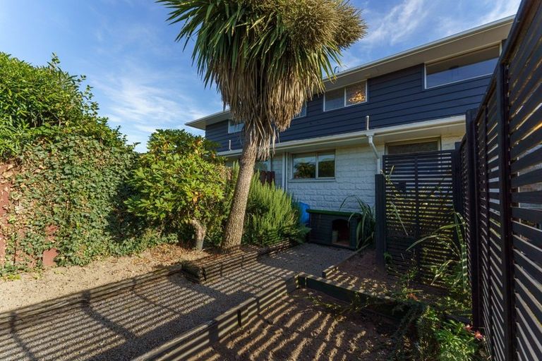 Photo of property in 2/6 Croziers Road, St Albans, Christchurch, 8052