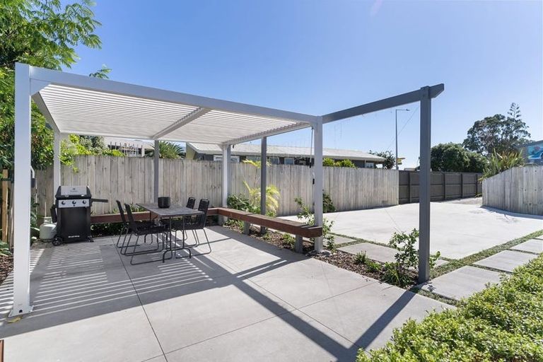 Photo of property in 4a Gloucester Road, Mount Maunganui, 3116
