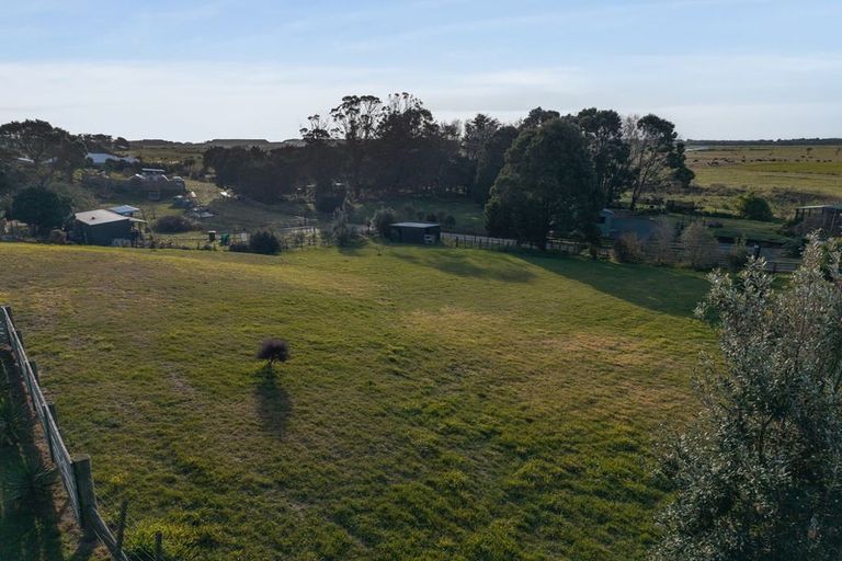 Photo of property in 11 Maury Place, Foxton, 4814