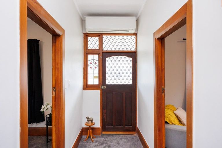 Photo of property in 972 Tremaine Avenue, Roslyn, Palmerston North, 4414