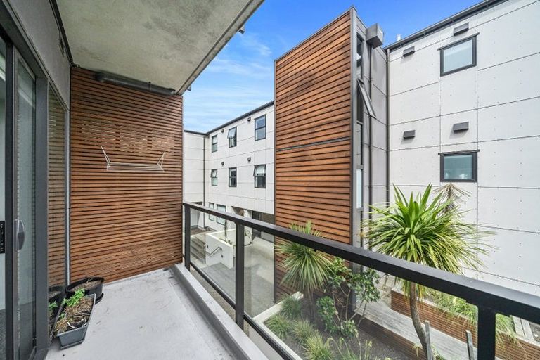 Photo of property in Detroit Apartments, 201/181u Tasman Street, Mount Cook, Wellington, 6021