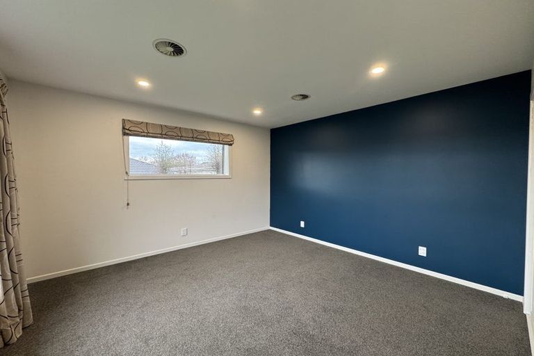 Photo of property in 22 Skerten Avenue, Hornby, Christchurch, 8042