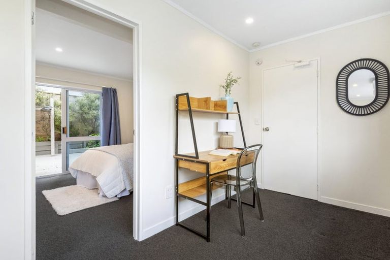 Photo of property in 13a Gulf View Road, Murrays Bay, Auckland, 0630