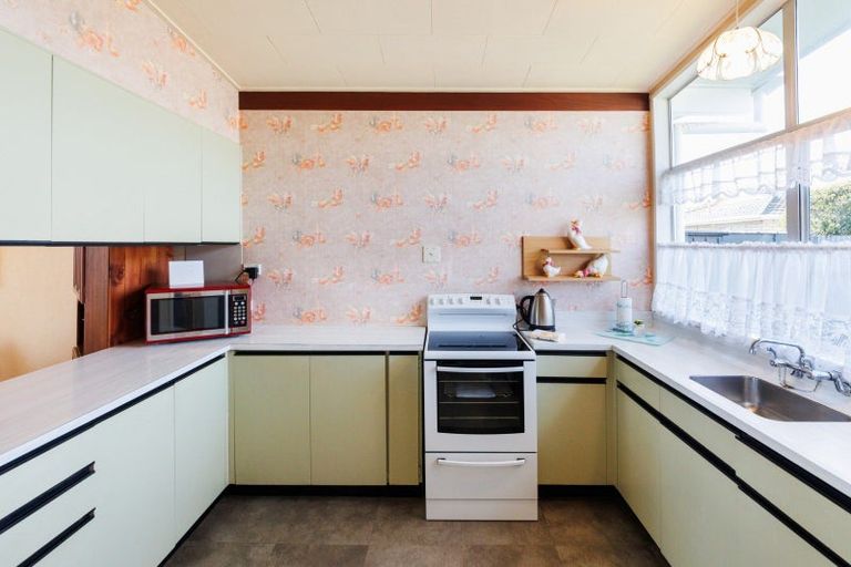 Photo of property in 3 Moyne Avenue, Milson, Palmerston North, 4414