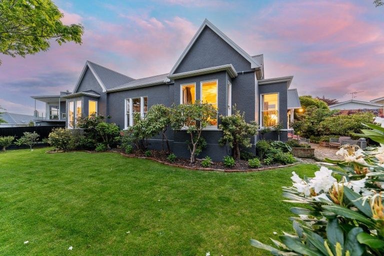 Photo of property in 248 Highgate, Roslyn, Dunedin, 9010
