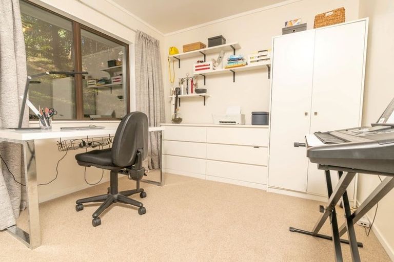 Photo of property in 1/16 Anne Mclean Drive, Bayview, Auckland, 0629