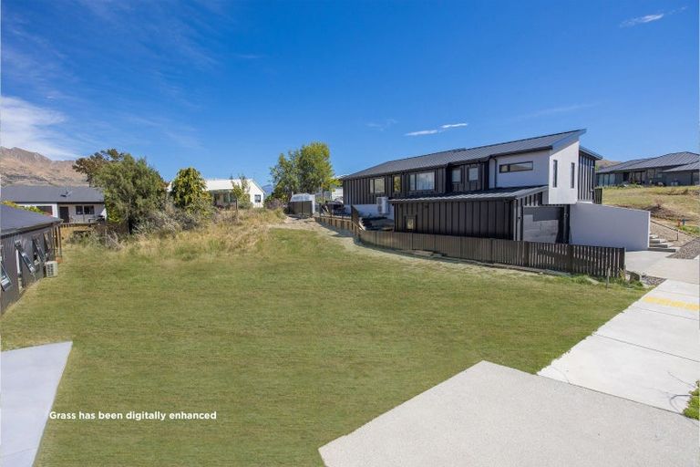 Photo of property in 44 Clearview Street, Wanaka, 9305