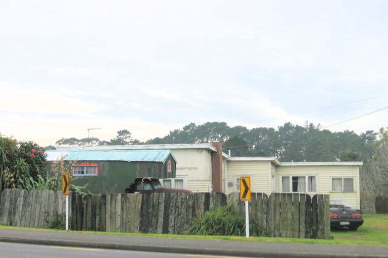 Photo of property in 147 Don Buck Road, Massey, Auckland, 0614