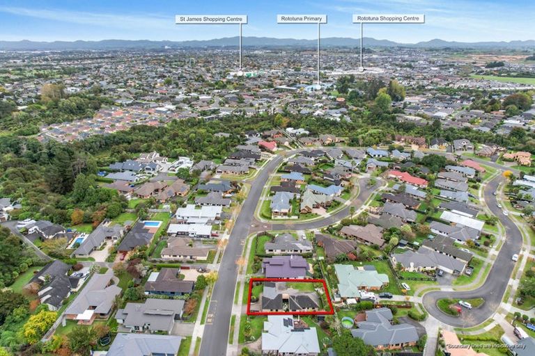 Photo of property in 73 Saint James Drive, Huntington, Hamilton, 3210