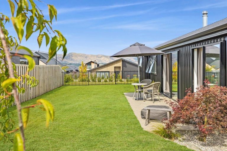 Photo of property in Northlake, 9 Linnburn Road, Wanaka, 9305