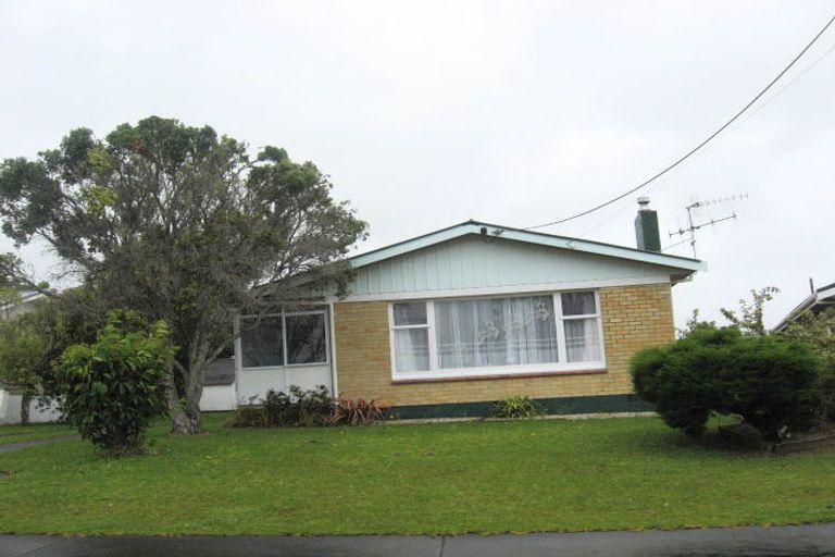 Photo of property in 9 Kokich Crescent, Onerahi, Whangarei, 0110