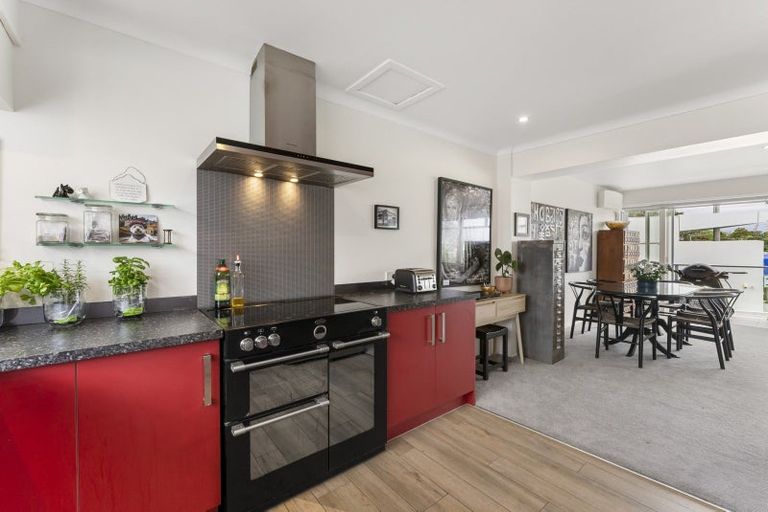 Photo of property in 3/22 Cliff Road, Tauranga, 3110