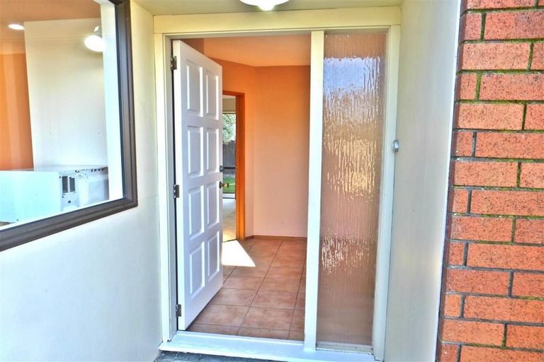 Photo of property in 28 Sylvan Street, Hillmorton, Christchurch, 8024