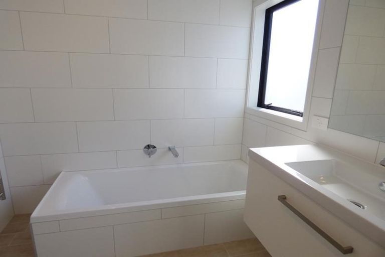 Photo of property in 14 Grey Warbler Road, Hobsonville, Auckland, 0616