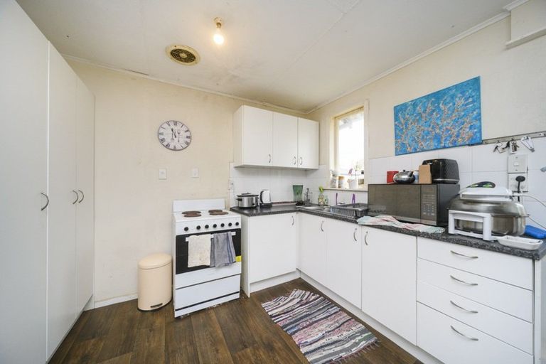 Photo of property in 66 Alexandra Street, Marton, 4710