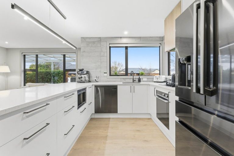Photo of property in 16 Fenty Place, Mosgiel, 9024