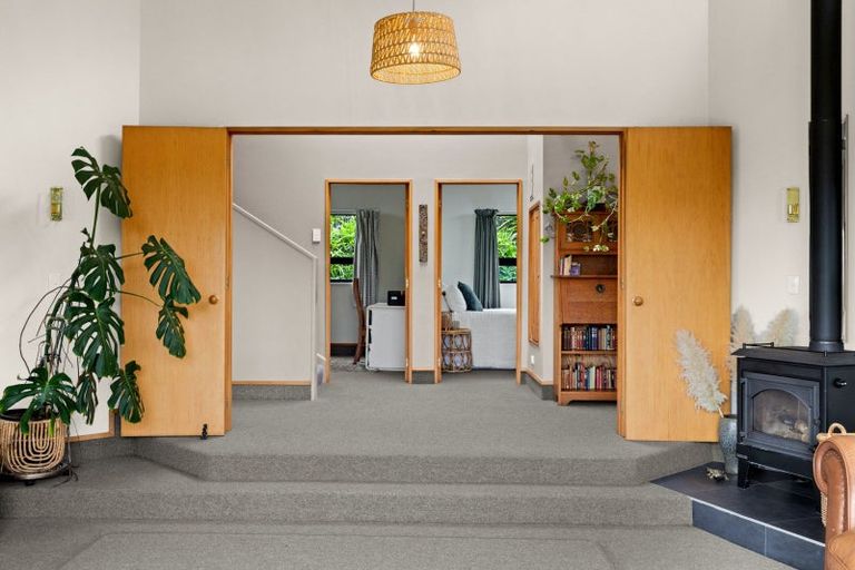 Photo of property in 16a Churchill Drive, Taradale, Napier, 4112