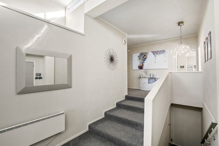Photo of property in 47 Mclean Street, Strandon, New Plymouth, 4312