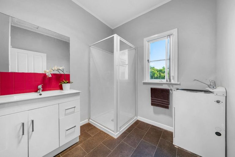 Photo of property in 1/30 Hillcrest Road, Papatoetoe, Auckland, 2025