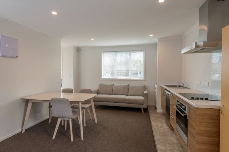 Photo of property in 9u2 Hibiscus Avenue, Hamilton Lake, Hamilton, 3204