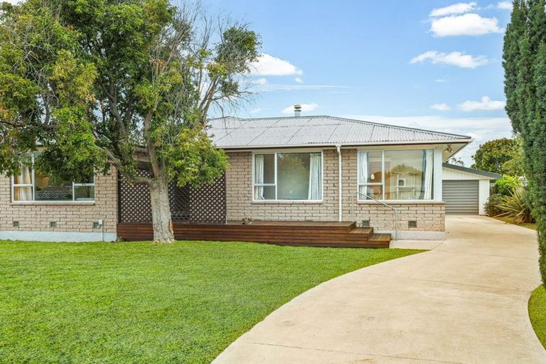 Photo of property in 4 Vivian Street, Burwood, Christchurch, 8083