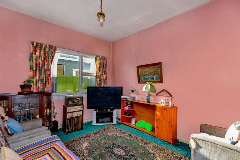 Photo of property in 23 Howe Street, New Brighton, Christchurch, 8083