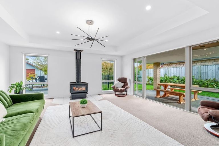 Photo of property in 22 Everest Way, Springston, 7616