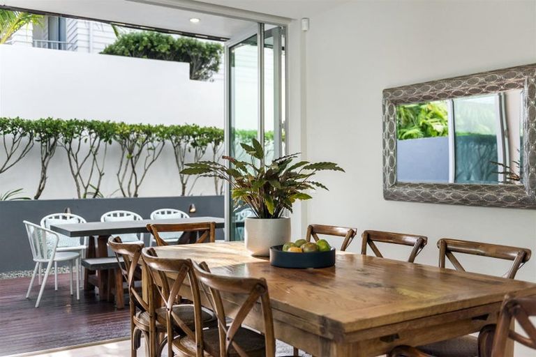 Photo of property in 22b Beach Road, Castor Bay, Auckland, 0620