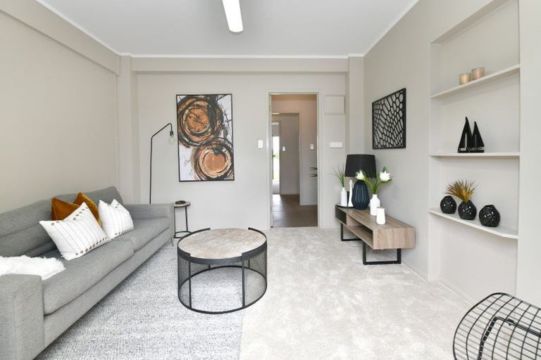 Photo of property in 18 Melandra Road, Stanmore Bay, Whangaparaoa, 0932