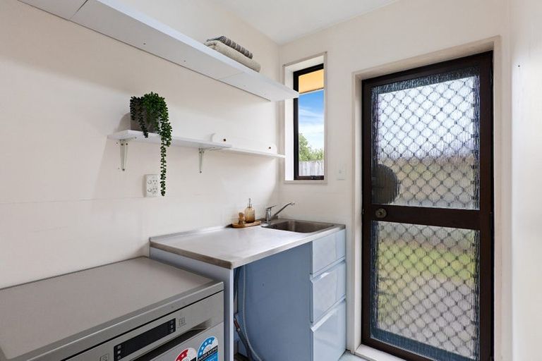 Photo of property in 2/4 Convoy Street, New Brighton, Christchurch, 8083