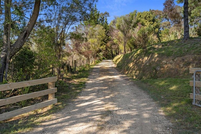 Photo of property in 175 Awa Awa Road, Tasman, Upper Moutere, 7173