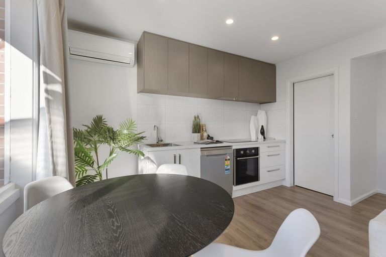 Photo of property in 2/187 Knowles Street, St Albans, Christchurch, 8052