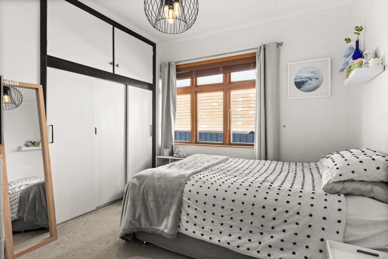 Photo of property in 12 Ellison Street, Napier South, Napier, 4110