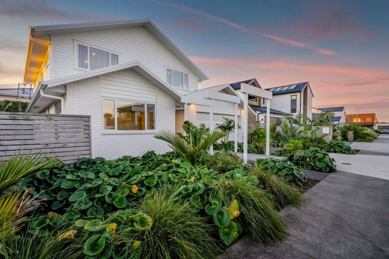 Photo of property in 4 Te Ara O Ngakeiha, Fitzroy, New Plymouth, 4312