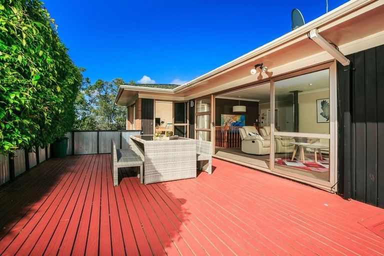 Photo of property in 223 Glamorgan Drive, Torbay, Auckland, 0630